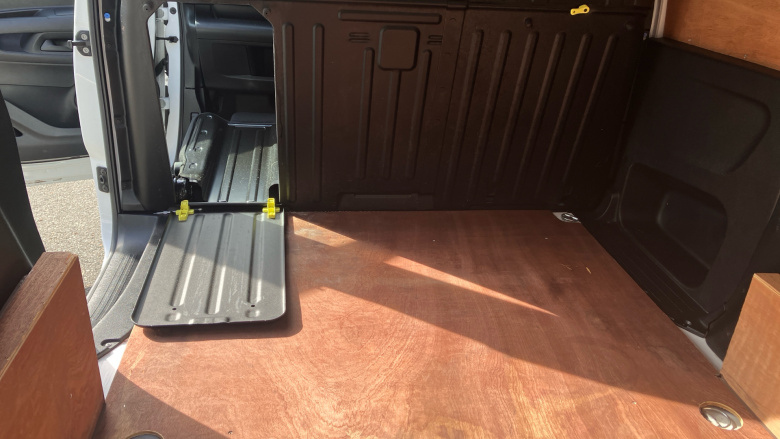 Peugeot Partner Standard Diesel 1000 1.5 BlueHDi 100 Professional Van